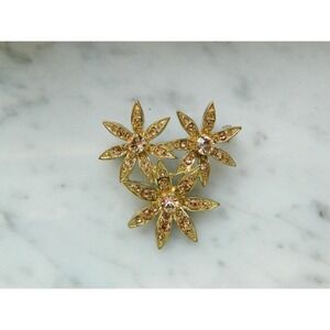 Signed LC Vtg Floral Brooch Gold-tone Pink Floral LIZ CLAIBORNE 2"